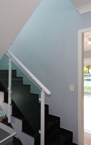 Casa à venda com 152m², 3 quartos e 2 vagasCorredor