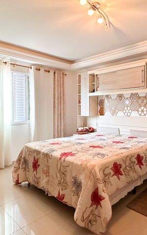 Casa à venda com 448m², 6 quartos e 3 vagas Casa à venda com 448m², 6 quartos e 3 vagasSuíte - Casa 1