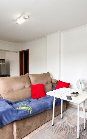 Casa à venda com 448m², 6 quartos e 3 vagas Casa à venda com 448m², 6 quartos e 3 vagasSala - Casa 2