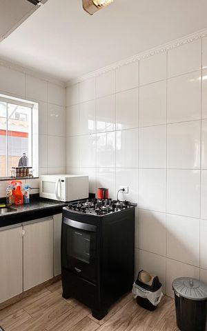 Casa à venda com 448m², 6 quartos e 3 vagas Casa à venda com 448m², 6 quartos e 3 vagasCozinha - Casa 2