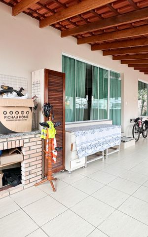 Casa à venda com 448m², 6 quartos e 3 vagas Casa à venda com 448m², 6 quartos e 3 vagasÁrea gourmet - Casa 1