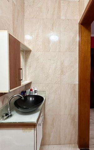 Casa à venda com 448m², 6 quartos e 3 vagas Casa à venda com 448m², 6 quartos e 3 vagasBanheiro da Suíte - Casa 2