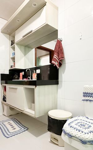 Casa à venda com 448m², 6 quartos e 3 vagas Casa à venda com 448m², 6 quartos e 3 vagasBanheiro Social - Casa 1