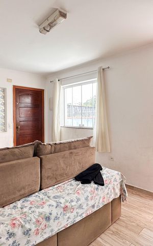 Casa à venda com 448m², 6 quartos e 3 vagas Casa à venda com 448m², 6 quartos e 3 vagasSala - Casa 2