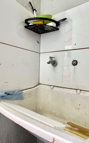 Casa à venda com 350m², 3 quartos e 2 vagas Casa à venda com 350m², 3 quartos e 2 vagasÁrea de Serviço