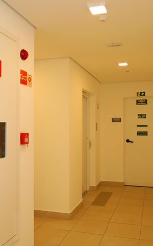 Apartamento à venda com 32m², 2 quartos e sem vagaÁrea comum - Saguão do andar