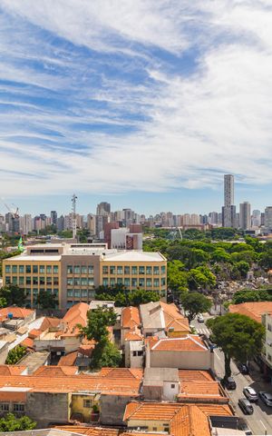 Apartamento à venda com 144m², 3 quartos e 1 vaga Apartamento à venda com 144m², 3 quartos e 1 vagaVista - Sala