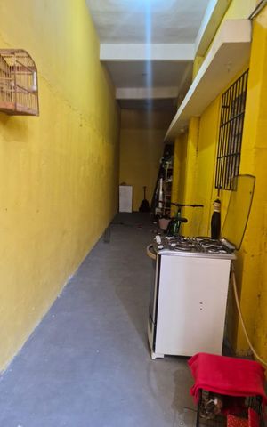 Casa à venda com 100m², 1 quarto e 2 vagas Casa à venda com 100m², 1 quarto e 2 vagasÁrea externa