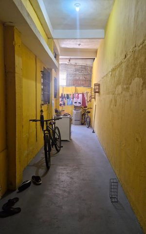 Casa à venda com 100m², 1 quarto e 2 vagas Casa à venda com 100m², 1 quarto e 2 vagasÁrea externa