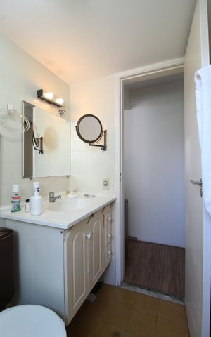 Apartamento à venda com 60m², 2 quartos e 1 vagaBanheiro 1