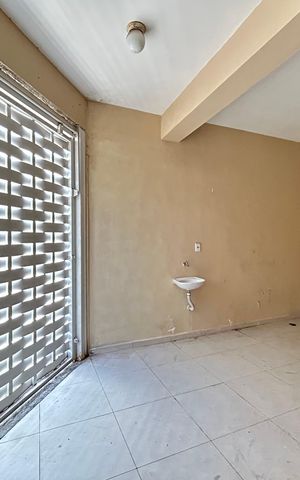 Casa à venda com 200m², 3 quartos e 2 vagas Casa à venda com 200m², 3 quartos e 2 vagasGaragem