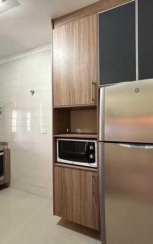 Casa à venda com 200m², 3 quartos e 2 vagas Casa à venda com 200m², 3 quartos e 2 vagasCozinha