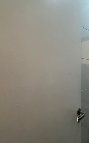Casa à venda com 200m², 3 quartos e 2 vagas Casa à venda com 200m², 3 quartos e 2 vagasLavabo