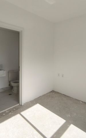 Apartamento à venda com 90m², 2 quartos e 3 vagas Apartamento à venda com 90m², 2 quartos e 3 vagasQuarto Suíte