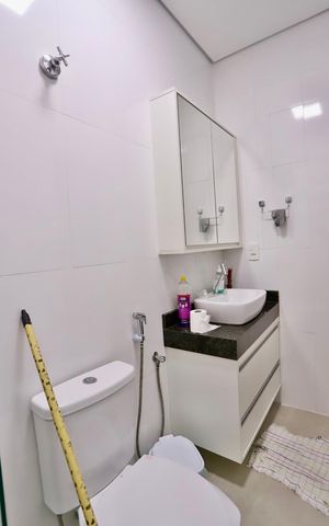Casa à venda com 130m², 2 quartos e 1 vaga Casa à venda com 130m², 2 quartos e 1 vagaBanheiro do Quarto 1