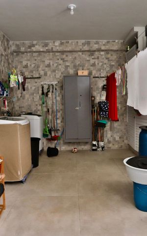 Casa à venda com 130m², 2 quartos e 1 vaga Casa à venda com 130m², 2 quartos e 1 vagaQuintal