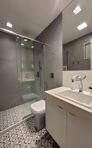 Apartamento à venda com 220m², 3 quartos e 3 vagas
