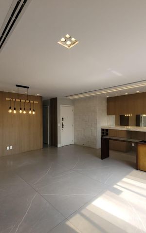 Apartamento à venda com 220m², 3 quartos e 3 vagas