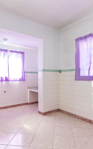 Casa à venda com 150m², 4 quartos e 4 vagasCozinha