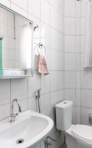 Casa à venda com 150m², 4 quartos e 4 vagasBanheiro  social