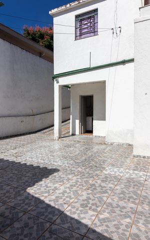 Casa à venda com 150m², 4 quartos e 4 vagasQuintal