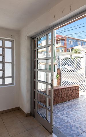 Casa à venda com 150m², 4 quartos e 4 vagasVaranda da Sala