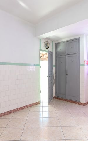Casa à venda com 150m², 4 quartos e 4 vagasCozinha