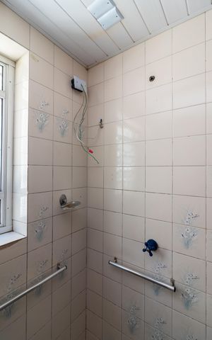 Casa à venda com 150m², 4 quartos e 4 vagasEdícula - Banheiro