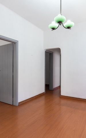 Casa à venda com 150m², 4 quartos e 4 vagasSala