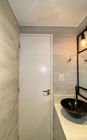 Apartamento à venda com 65m², 2 quartos e 1 vagaBanheiro da Suíte