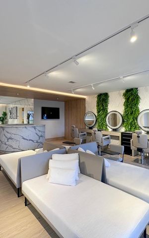Studio para alugar com 32m², 0 quarto e 1 vaga Studio para alugar com 32m², 0 quarto e 1 vagaEspaço Mulher