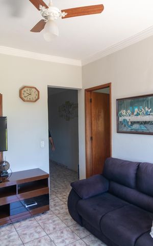 Casa à venda com 90m², 3 quartos e 1 vaga Casa à venda com 90m², 3 quartos e 1 vagaSalas