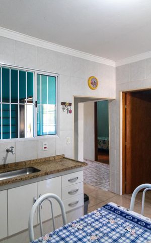 Casa à venda com 90m², 3 quartos e 1 vaga Casa à venda com 90m², 3 quartos e 1 vagaCozinha