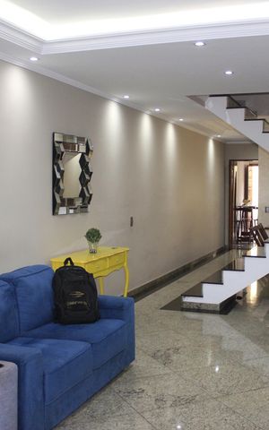 Casa à venda com 158m², 3 quartos e 2 vagasSala 