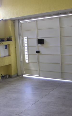 Casa à venda com 158m², 3 quartos e 2 vagasGaragem