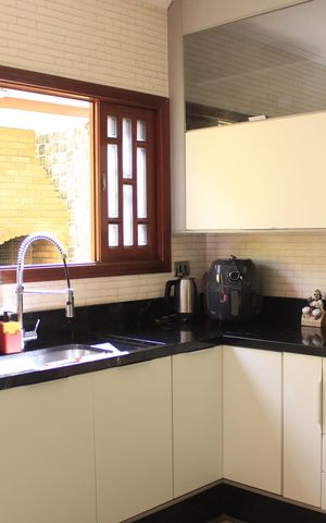 Casa à venda com 158m², 3 quartos e 2 vagasCozinha