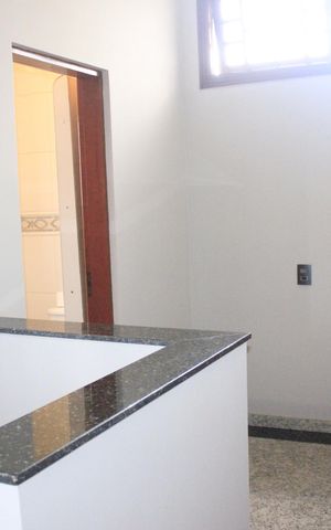 Casa à venda com 158m², 3 quartos e 2 vagasSótão