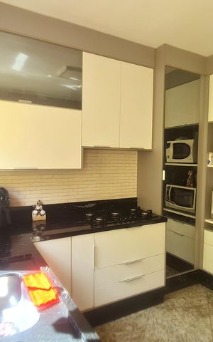 Casa à venda com 158m², 3 quartos e 2 vagas Casa à venda com 158m², 3 quartos e 2 vagasCozinha