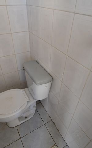 Apartamento à venda com 76m², 3 quartos e 2 vagasBanheiro de serviço