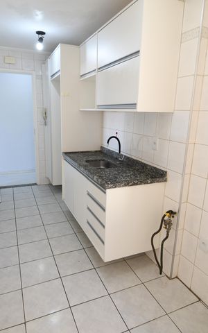 Apartamento à venda com 76m², 3 quartos e 2 vagasCozinha