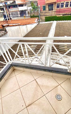 Casa à venda com 202m², 3 quartos e 4 vagas Casa à venda com 202m², 3 quartos e 4 vagasSacada quarto