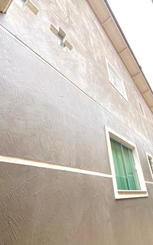 Casa à venda com 202m², 3 quartos e 4 vagas Casa à venda com 202m², 3 quartos e 4 vagasÁrea externa