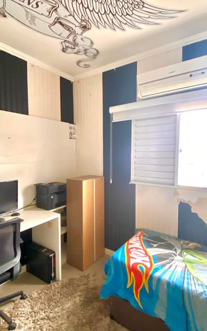 Casa à venda com 202m², 3 quartos e 4 vagas Casa à venda com 202m², 3 quartos e 4 vagasQuarto 3