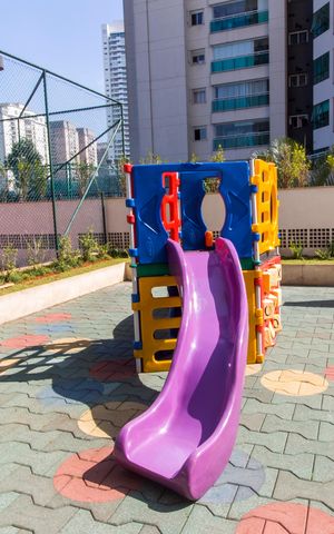 Apartamento à venda com 176m², 3 quartos e 3 vagasÁrea comum - Playground