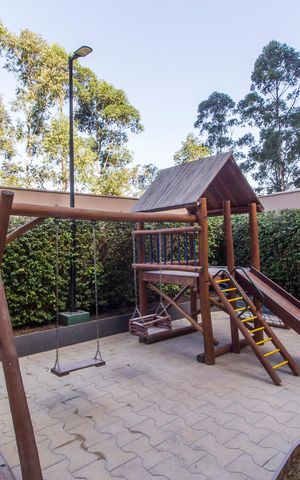 Apartamento à venda com 110m², 4 quartos e 2 vagasÁrea comum - Playground