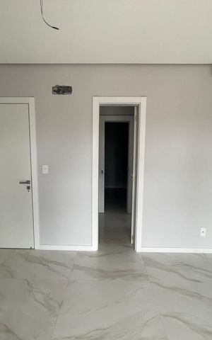 Apartamento à venda com 140m², 3 quartos e 2 vagasSemi suíte 1