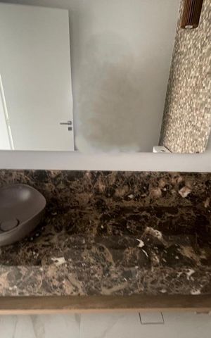 Apartamento à venda com 140m², 3 quartos e 2 vagas Apartamento à venda com 140m², 3 quartos e 2 vagasLavabo