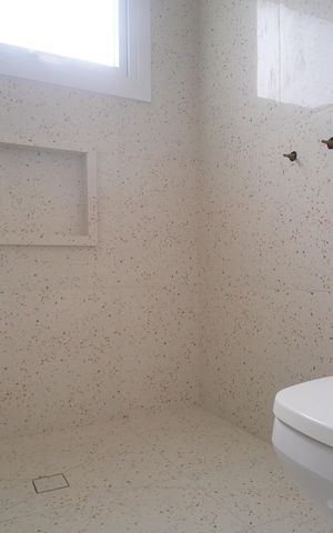 Apartamento à venda com 240m², 3 quartos e 3 vagasbanheiro da Suíte 2 e 3