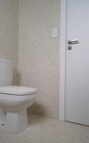 Apartamento à venda com 240m², 3 quartos e 3 vagasbanheiro da Suíte 2 e 3