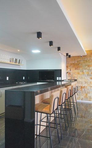 Apartamento à venda com 240m², 3 quartos e 3 vagasÁrea comum - Salão de festas 2